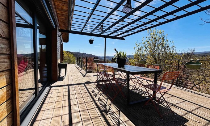 Lodeve Casa | Homerez - Chalet familiar en Lodève con jardín