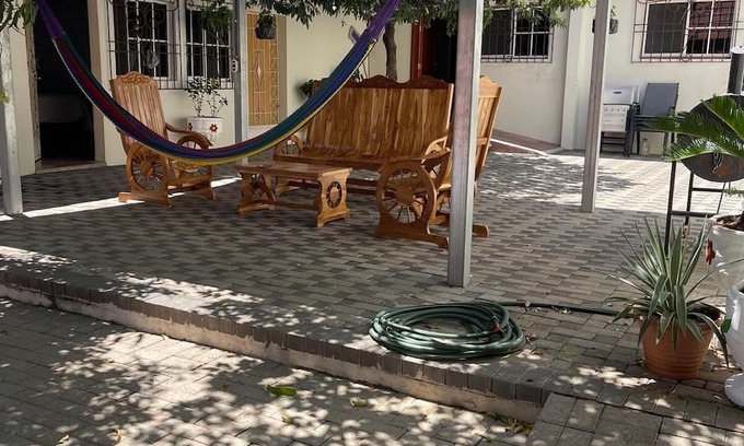 La Union Casa | 3-bedroom house in pleasant La Union with AC, WiFi