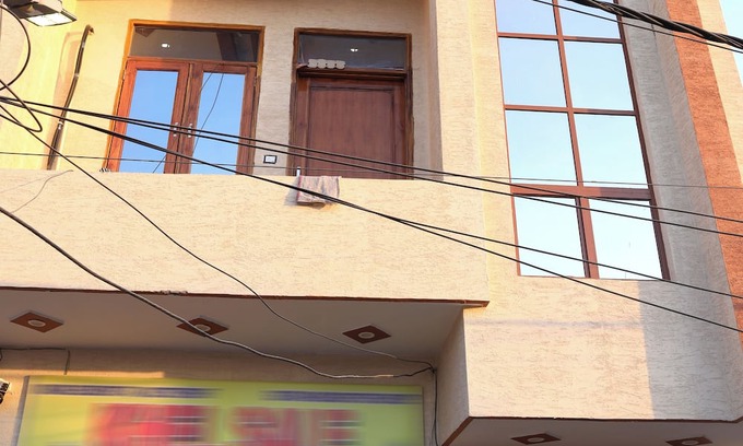 Meerut Casa | Homestay For Guest in Meerut 2-bedroom house in fabulous Meerut WiFi AC