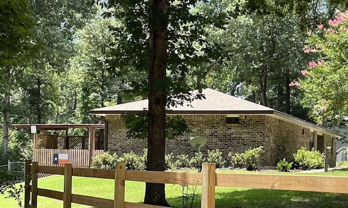 Woodville Casa | Comfortable 3 bdr/2 bath home with WiFi in Woodville