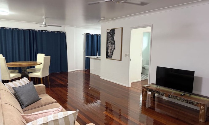 Westcourt Apartamento | Modern & Stylish Stay – Close to Everything in Cairns