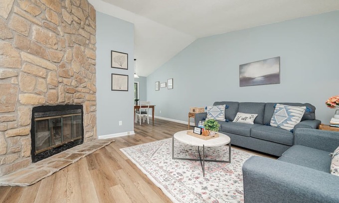 Northeast Raleigh Casa | Spacious|3 Bdrm|2 Ba|One Level|Pets Allowed