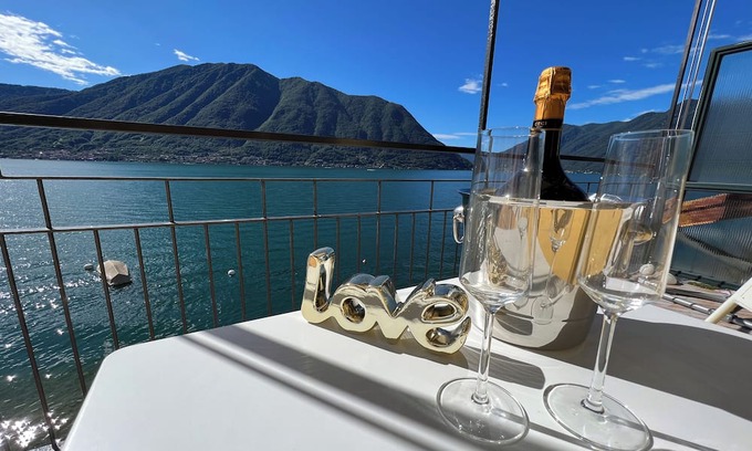 Colonno Apartamento | Lake Loft Colonno, Colonno, Italy