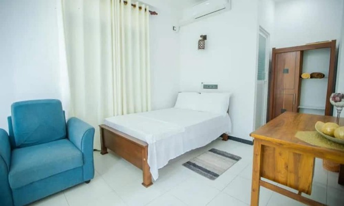 Polhena Cama Y Desayuno | Skyy Villa - Standard Double Room