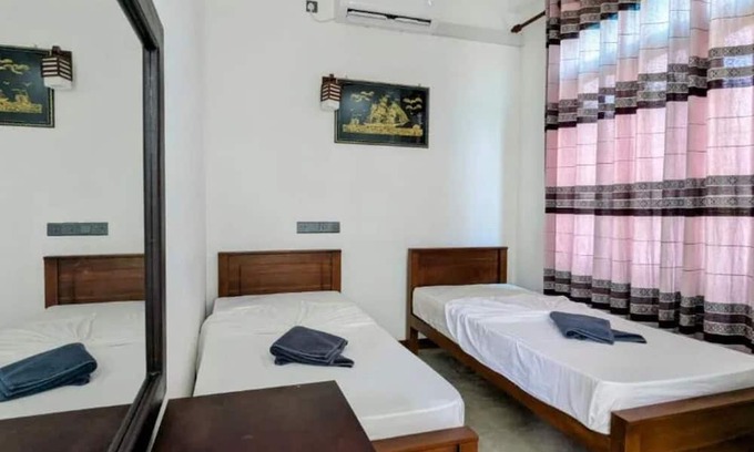 Polhena Cama Y Desayuno | Skyy Villa - Double Room