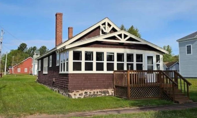 Eagle Harbor Cabaña | Harbor Haven Cabin Steps from Eagle Harbor Beach