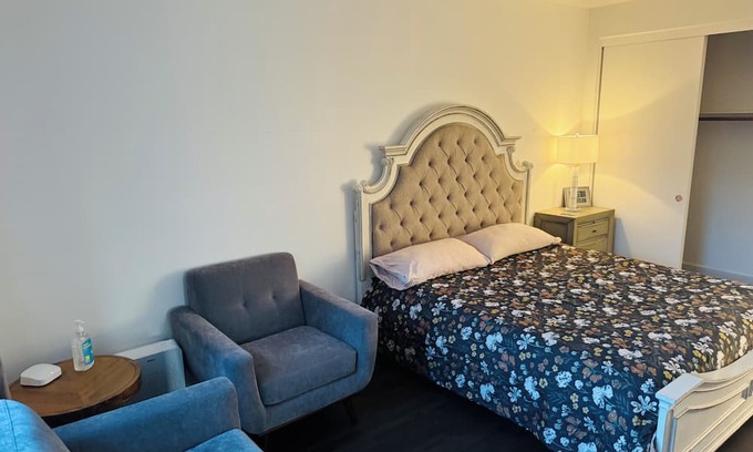 Valley Center Casa | Charming 1-bedroom in a large house in fabulous Valley Center with WiFi, AC