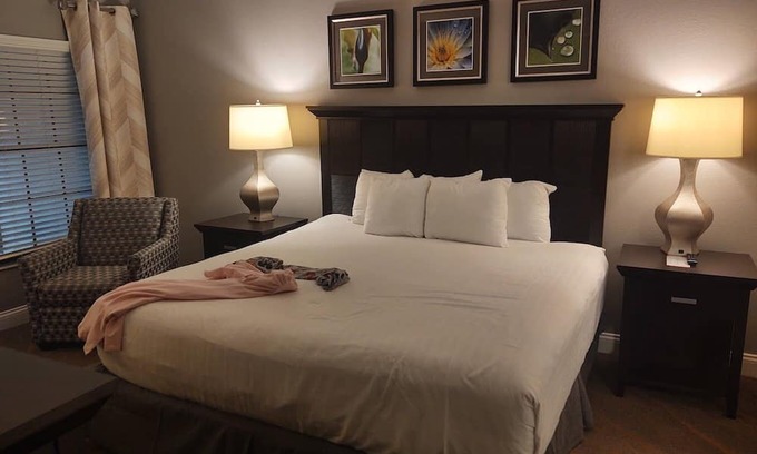 Orange Lake Complejo | The Orange Lake Resort in West Village in Kissimmee/Orlando Florida