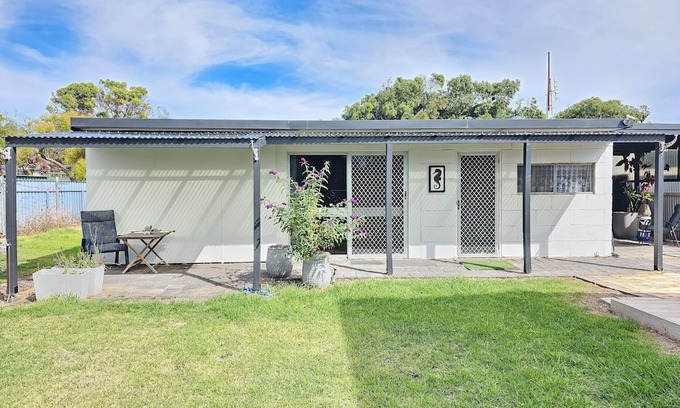 Waterhouse Casa | Weekend at Bernies - The ultimate beach shack