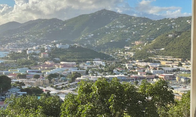 Flag Hill Condominio | Charming 2-bedroom condo with WiFi, AC in brilliant St Thomas