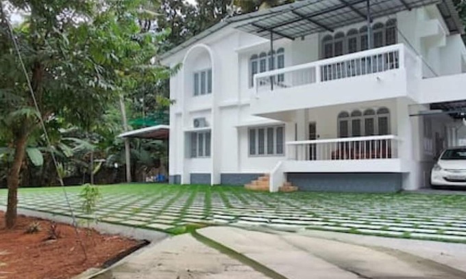 Kottayam Casa | Genesis Spaces Upper AC 4 Guests