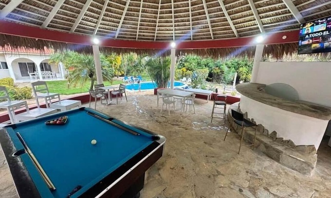 Sosua Apartamento | Playa a 5m|Piscina|WIFI|Confortable|AC|Tropical