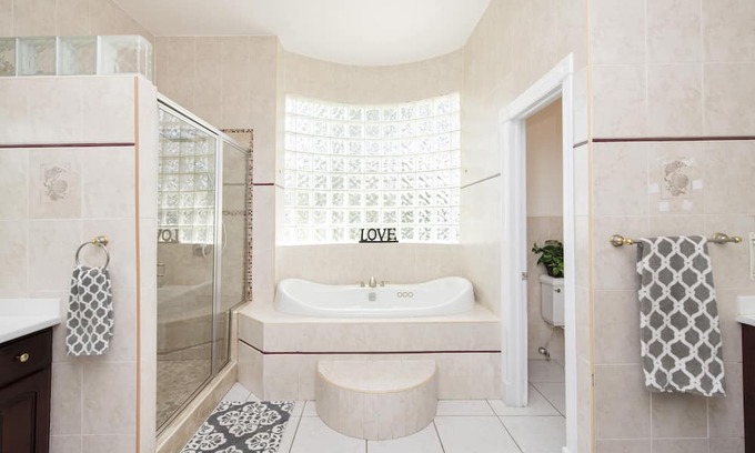 Patricks Island Casa | PROSPECT OASIS: Nestled on the pristine waters of the Cayman Islands