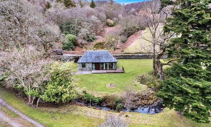Lochgilphead Cabaña | The Turbine House
