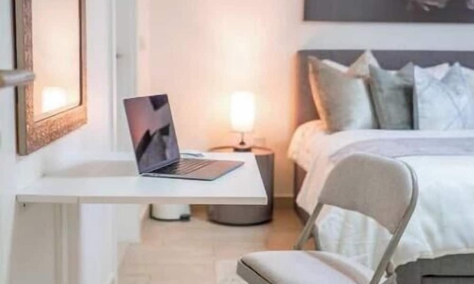Dubai Production City Condominio | 1BHK Luxury Serviced Apartment - Al Andalus JGE