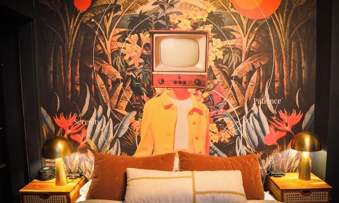 Near Eastside Cabaña | DOPAMINE DREAMS