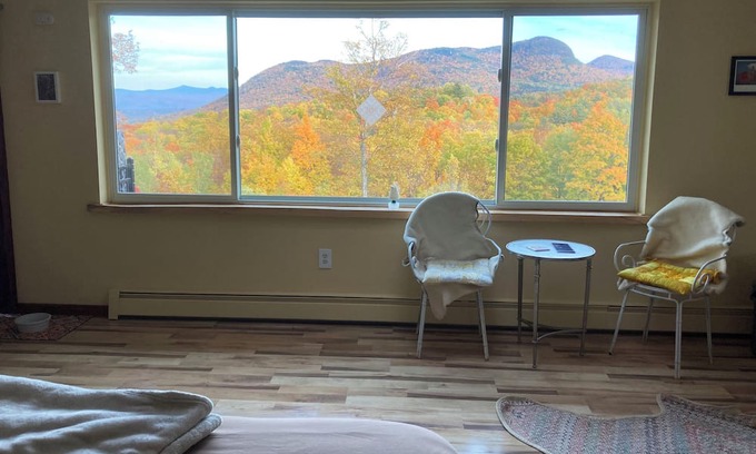 Castleton Apartamento | Hilltop Pet Friendly Studio in Castleton, Vermont