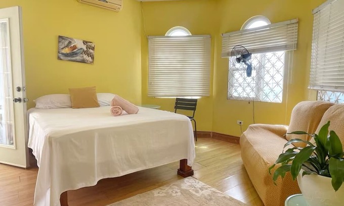 Montego Bay Villa | Skyline Suites Villa and Spa / 15 min from airport