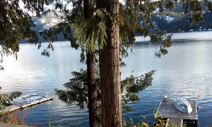 Christina Lake Cabina | Whitehouse Cottage - our treasured piece of paradise!