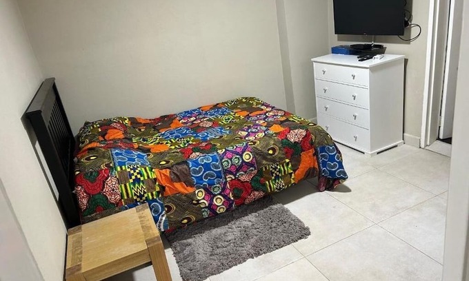 Lusaka Cabaña | Charming Mango Cottage in Lusaka – Garden Views & Free WiFi