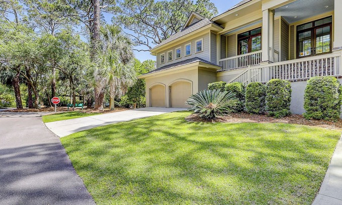 Sea Pines Casa | Sunset Rentals | Cedar Waxwing 1