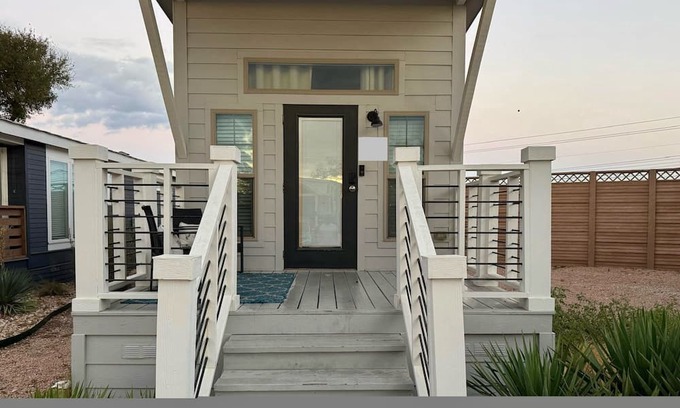 Austin Cabina | Cozy cabin in charming Austin with WiFi, AC