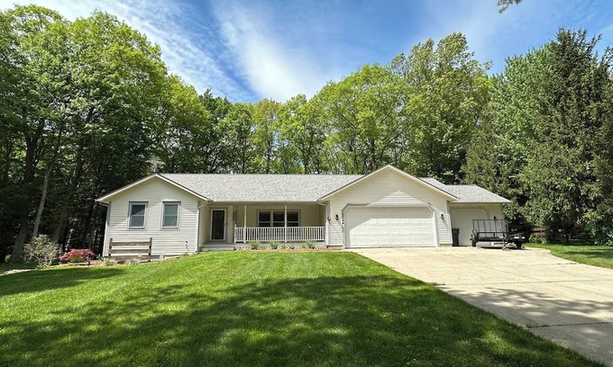 Fruitport Casa | North Spring Lake