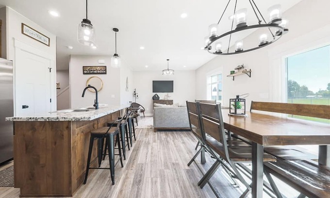 Ashton Casa | Yellowstone Gateway Retreat