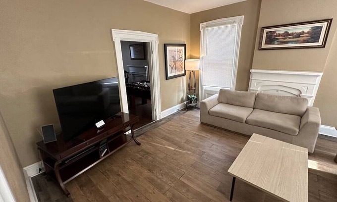 St. Charles Historic District Casa | Madison House 2 -Walk to Main St