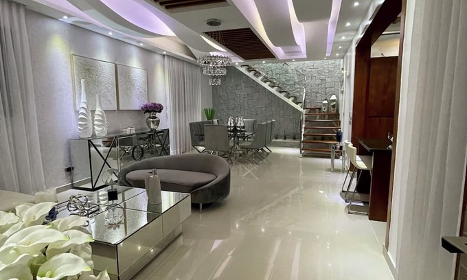San Francisco de Macoris Apartamento | Luxurious Penthouse with Jacuzzi, Wi-Fi, AC, Gated community