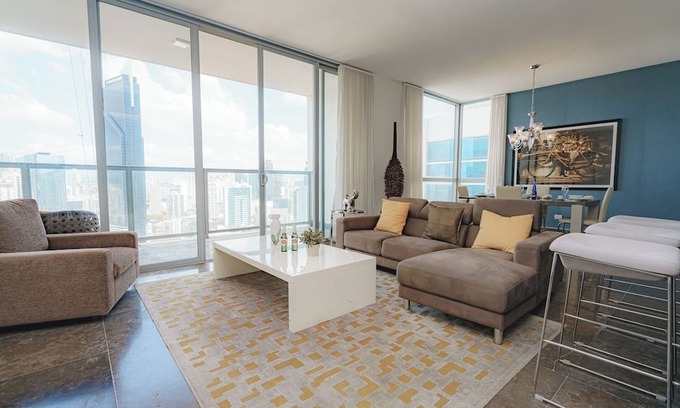 Panama City Apartamento | Exclusive and luxury 1BR with balcony in Yoo Panama