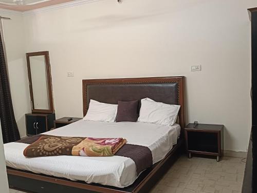 Deoghat Hotel | Star view