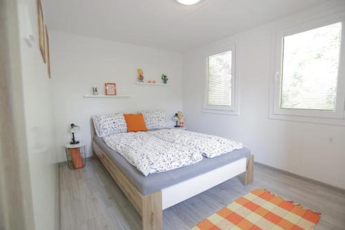 Radvan Apartamento | Little House in the Garden