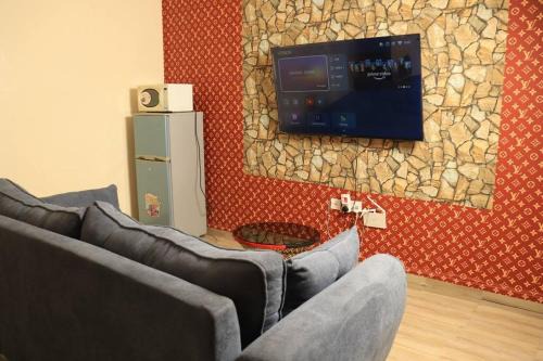 Juja Apartamento | C&M Suite Kenyatta Road, Kalimoni Gs