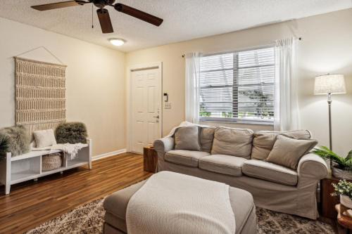 Stuart Casa | Coastal Comfort- 3BR House in Stuart City home