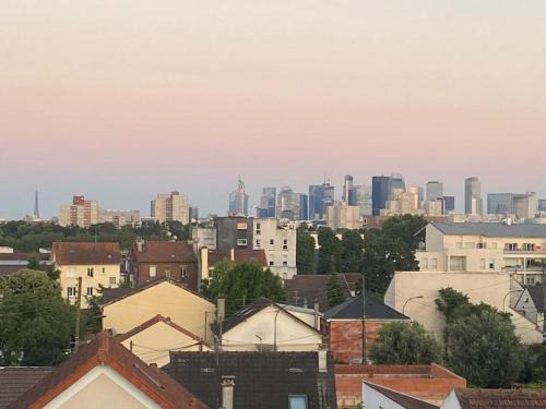 Bezons Apartamento | Duplex familial vue Tour Eiffel