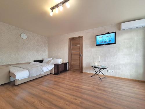 Svitlogirske Apartamento | Двокімнатна квартира навпроти Театру Гоголя у центрі Полтави Мережа AlexApartments Документи для відряджень Безконтактне заселення цілодобово
