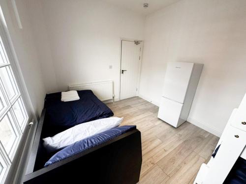 Brent Casa | 149 budget guesthouse
