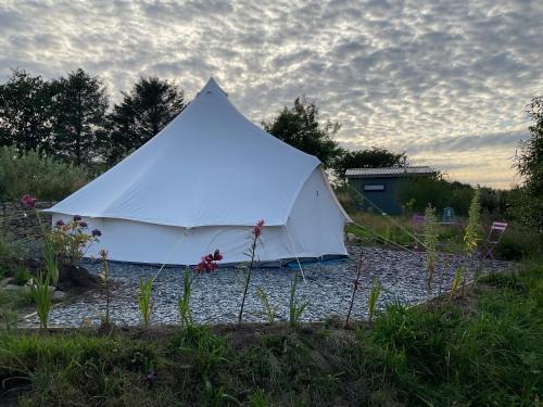 Mabe Otro | Glamping Meadow Tent