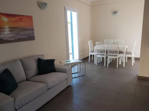 Seccagrande Casa | villa in Ribera, Italy