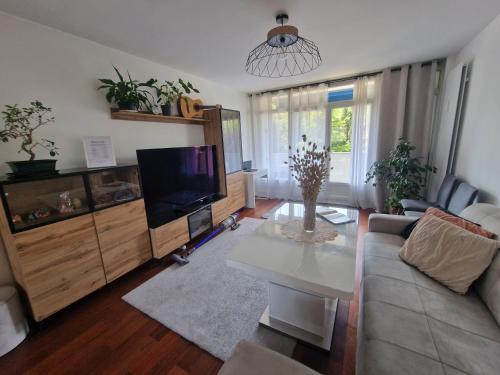 Savigny-sur-Orge Apartamento | Appartement équipé, calme et lumineux avec Parking inclus