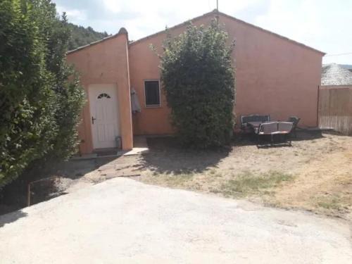 Saint-Zacharie Apartamento | Charmant appartement a Saint Zacharie 26 m² jardin prive