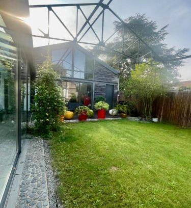 Melun Casa | Loft avec Piscine Intérieure et Jardin