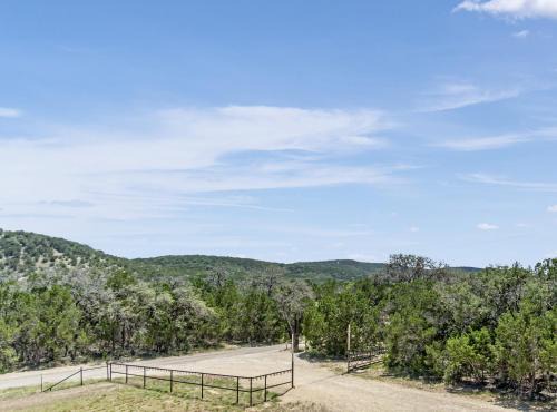 Bandera Casa | Lucky Star Ranch