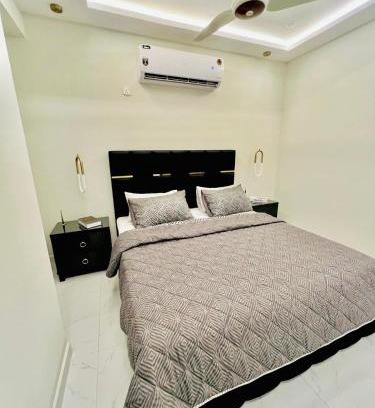 Hassan Abdal Apartamento | 18 Square