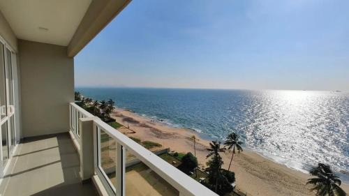 Uswetakeiyawa Apartamento | Oceanview Apartment in Wattala, Gorgeous sunset view of the West coast