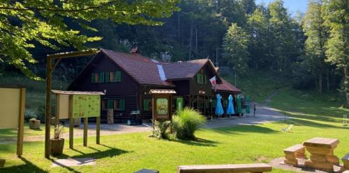 Hrib pri Hinjah Cabina | Jelenov studenec