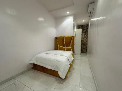 Ajah Casa | Blessed Rest Apartment