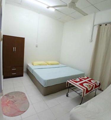 Kota Kinabalu Casa | Sainah's Master Room