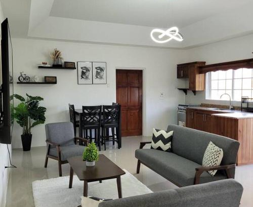 Mandeville Apartamento | Mountain view peaceful Abodes